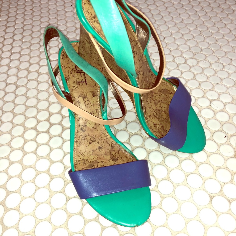 Summer wedge